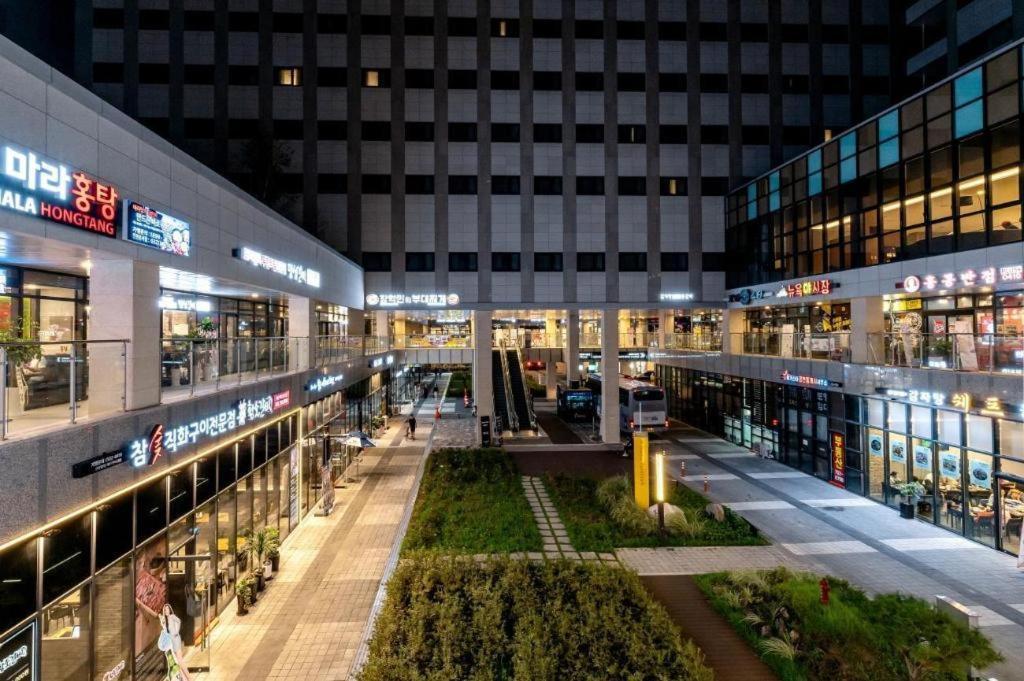 Howard Johnson By Wyndham Incheon Airport Eksteriør bilde