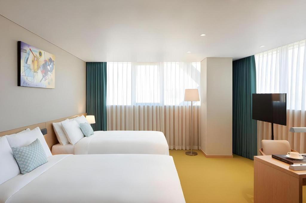 Howard Johnson By Wyndham Incheon Airport Eksteriør bilde